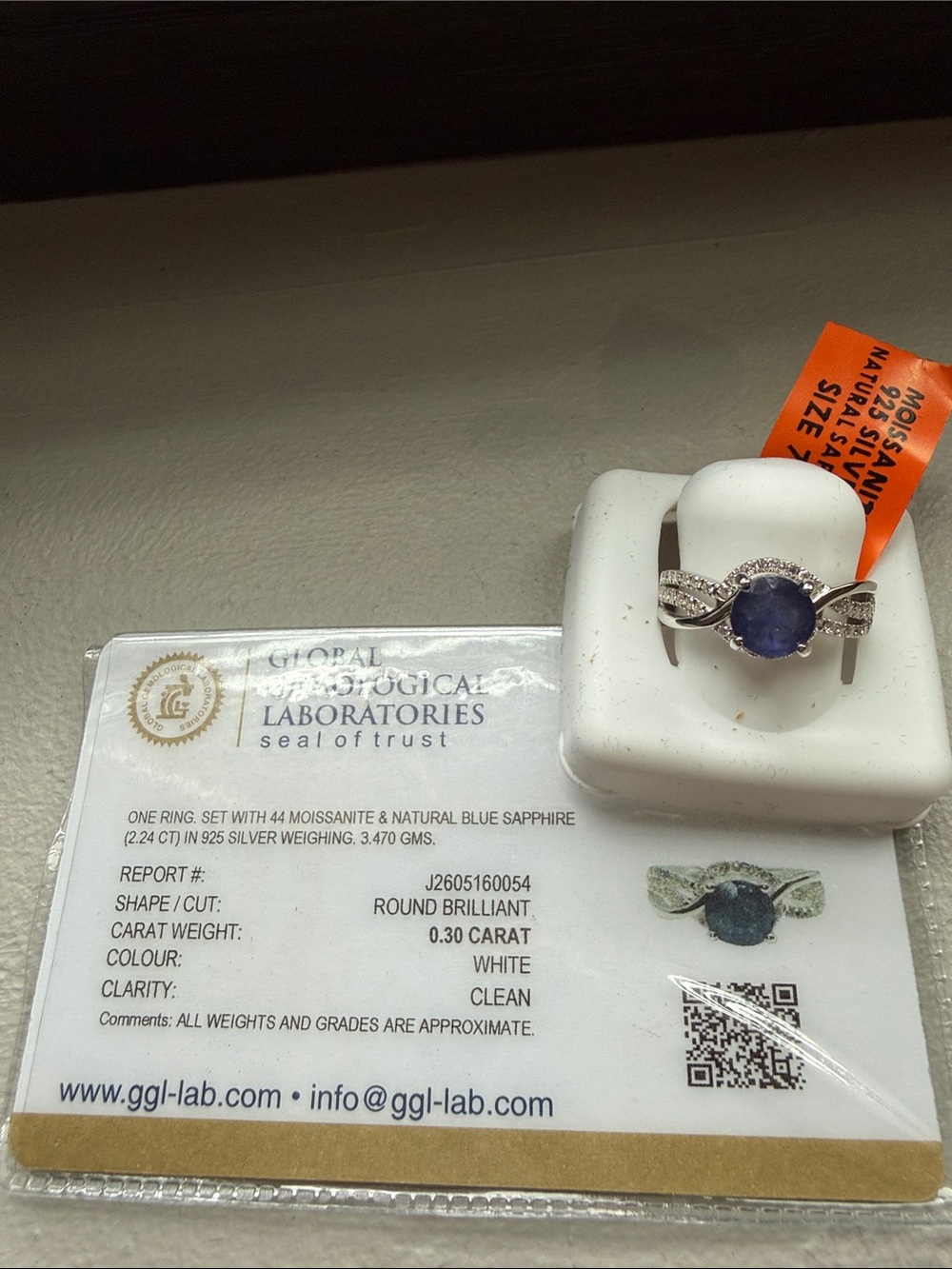 Natural Sapphire Ring size 7.  925 silver with moissanite
